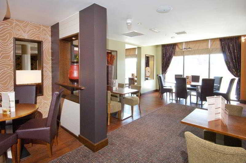 Premier Inn London Gatwick Airport - Manor Royal Crawley  Eksteriør billede